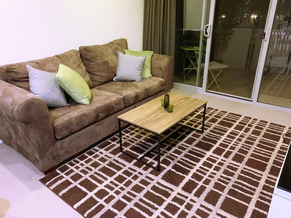Apartment Tranquil, Relaxing Forrest Style - Braddon Cbd *